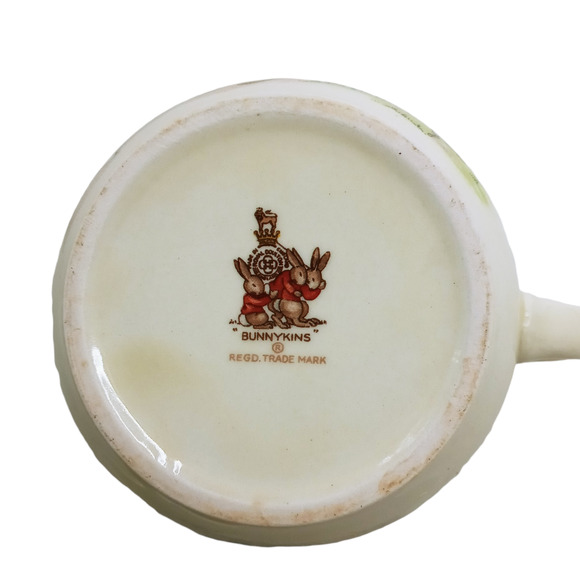 Royal Doulton Bunnykins Easter Bunny Rabbit Mug Postman Town Station Cup VTG - Picture 9 of 12